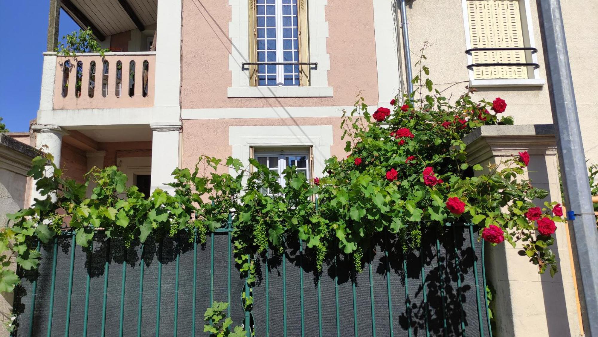 Maison Des Peupliers Bondy Exterior foto